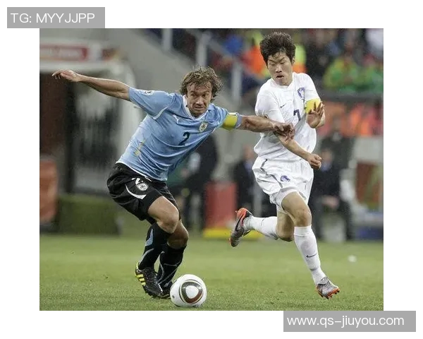 激烈对抗阿门与老六展开激烈搏斗双方互不相让引发冲突与争议